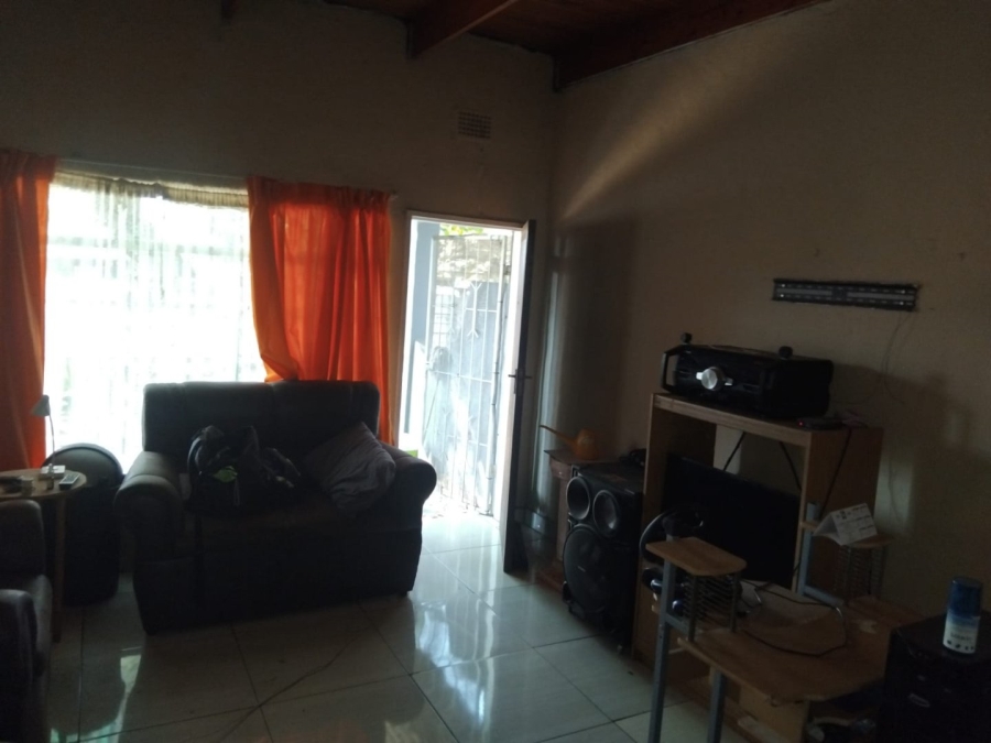 2 Bedroom Property for Sale in Declercqville North West